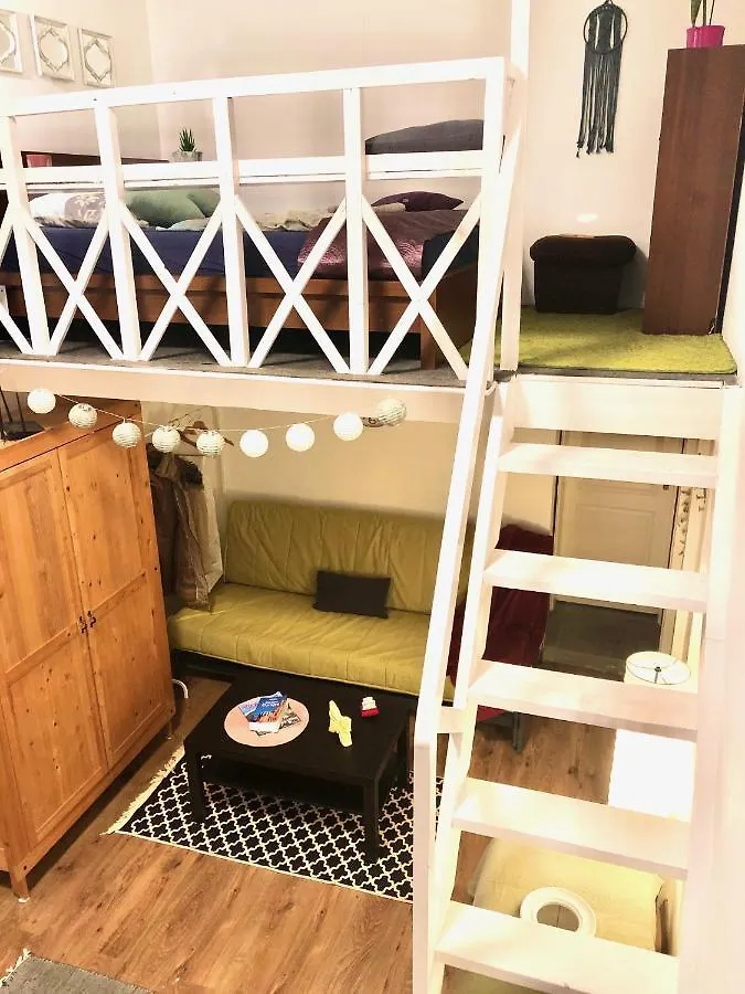 Zen Hostel By Central Market Budapest 0*,  Magyarország